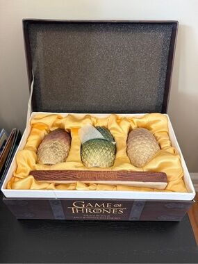 Dragon Egg Salt & Pepper Shaker Set - Gold/Green/Bronze